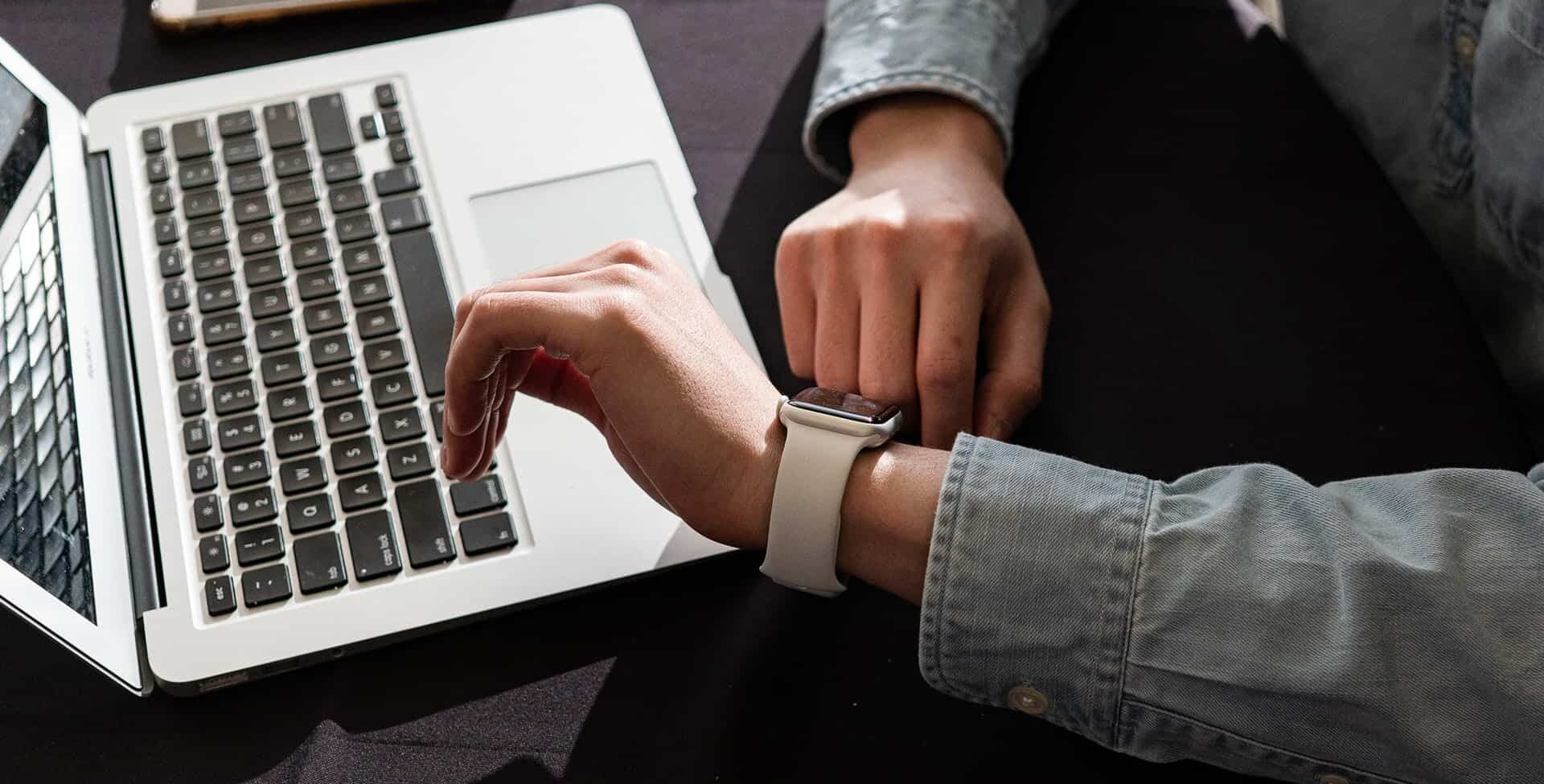 Apple's worst ever design: how is this even possible? Dylan Ferreira TT5HB9mF07U Unsplash 1920x975